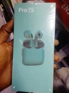 Pro 7 earbuds