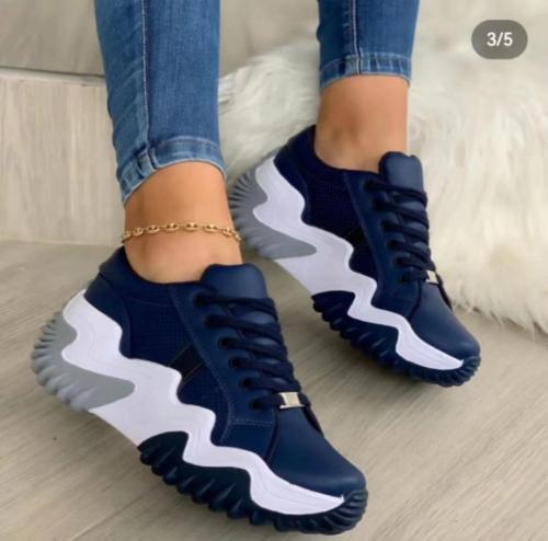 Ladies Leather Sneakers 
