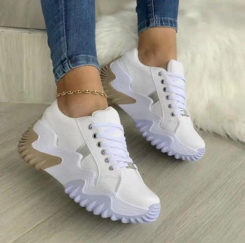 Ladies Leather Sneakers 