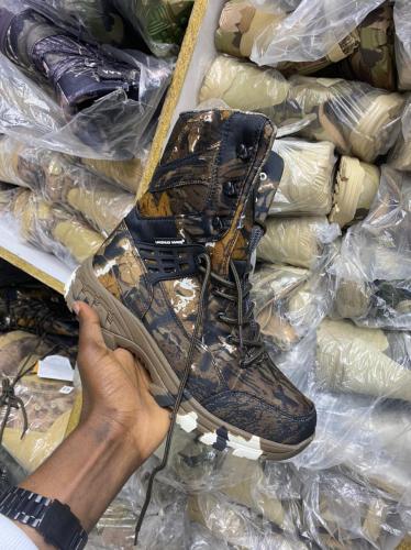 Military boots 