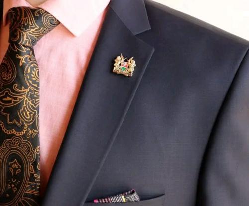 Lapel pin