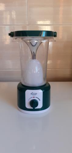 Solar powered lamp 