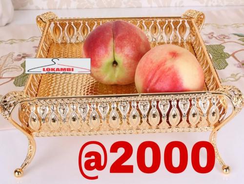  Gold circular & rectangular  decor tray