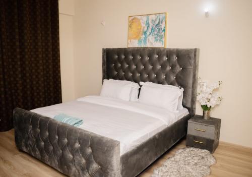  Luxurious Fully Furnished 2 Bedrooms In Kileleshwa 