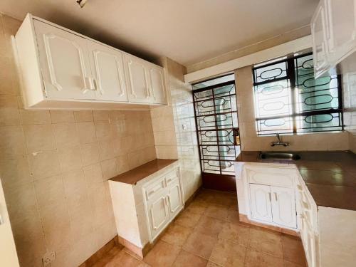Magnificent and Spacious 4 Bedrooms Mansionett with Dsq In Westlands 