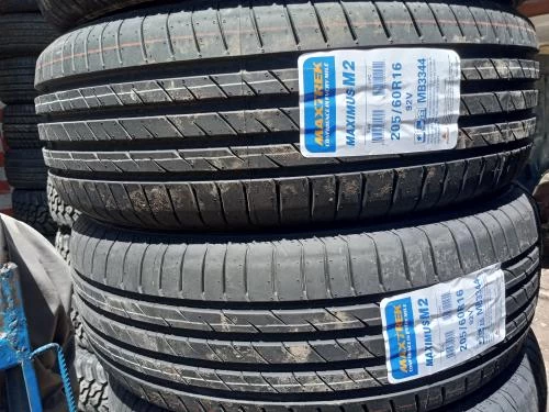 205/60R16 brand new Maxtrek tyres 