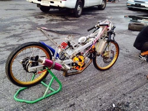 Drag Racing Small CC Bikes