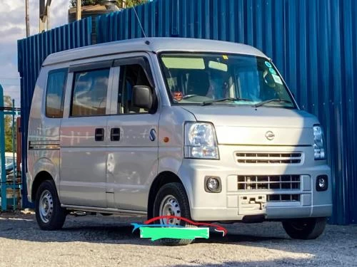Nissan clipper Nv100