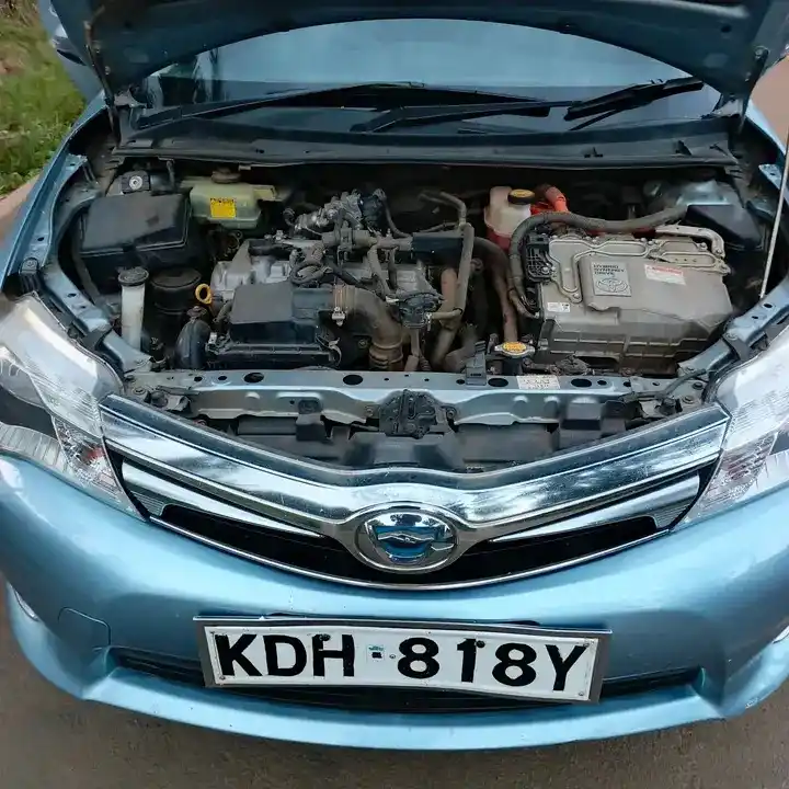 Toyota Fielder 