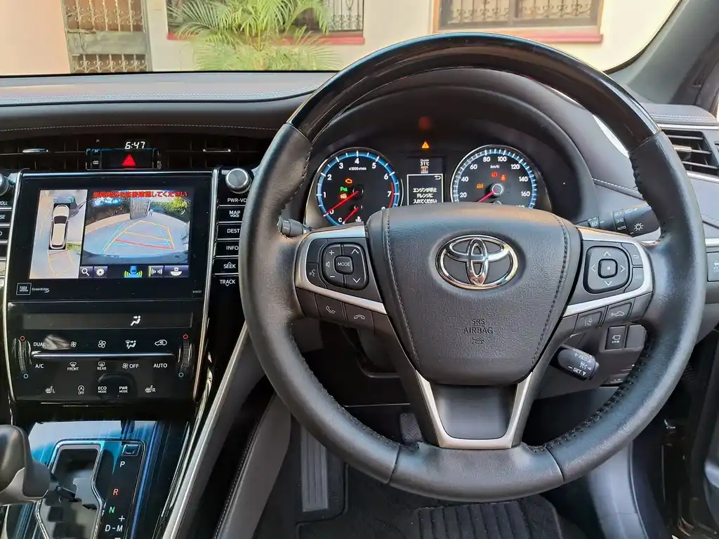 Toyota Harrier black 2017