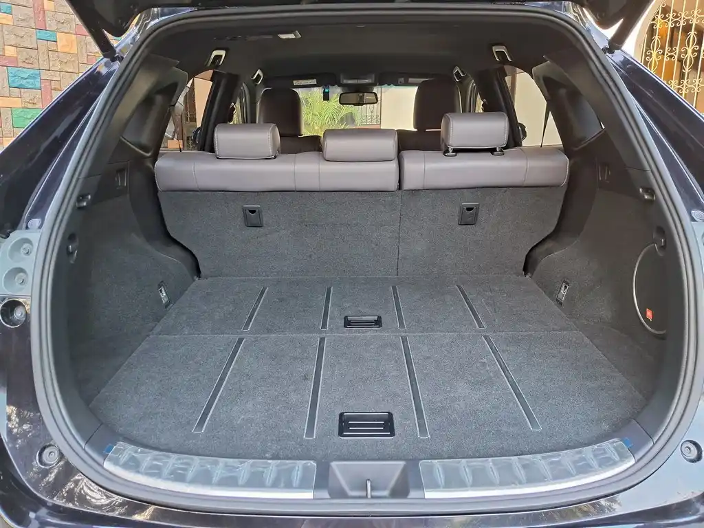 Toyota Harrier black 2017